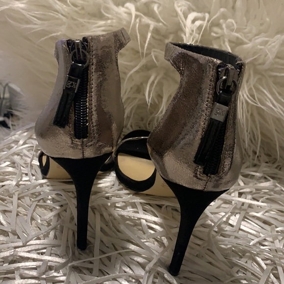 ⭐️Gwen Stefani  Heels⭐️ - Picture 4 of 10